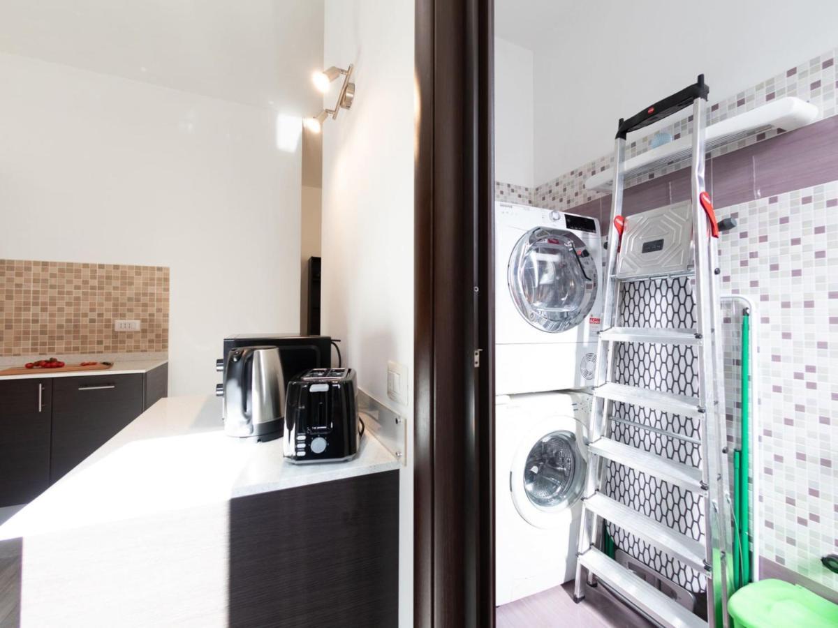 The Best Rent - Spacious Apartment Near Roma Termini Station Exterior photo